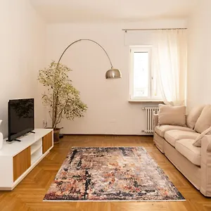 Domus - Elegante Residenza Con Affaccio Su Porta Leoni Apartamento Verona