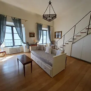 In Via Ginori In A Historical Palazzo With Elevator Apartment